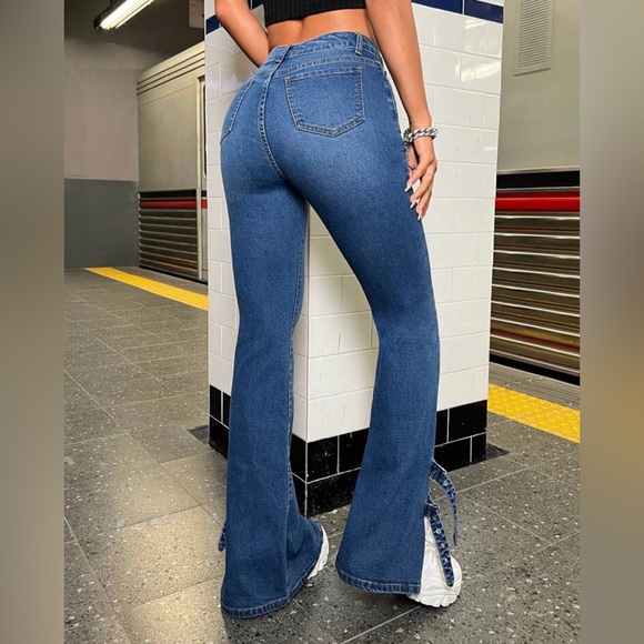 Jeans - Picture 2 of 5